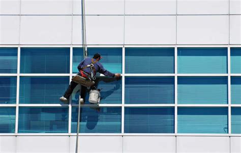 Commercial Window Cleaning The Glass Geeks Way Glass Geeks Windows