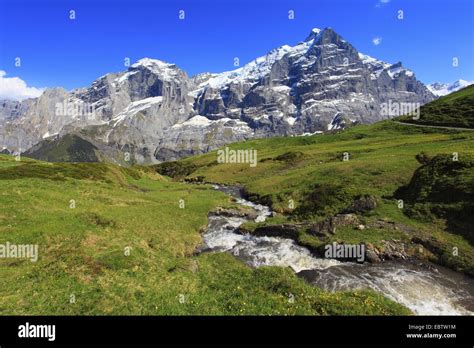 The Snow And The Mountains Hi Res Stock Photography And Images Alamy