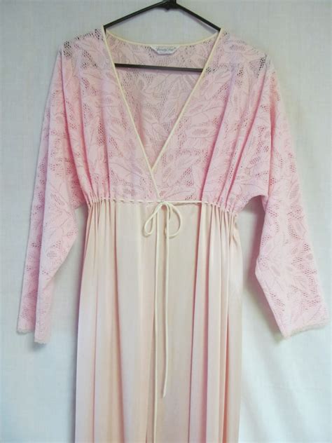1960s 70s lingerie pink gem