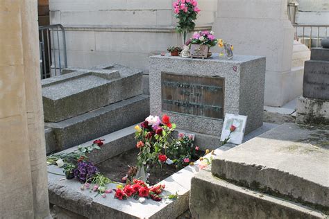 Jim Morrisons Grave Pere Lachaise Amanda Beach Flickr