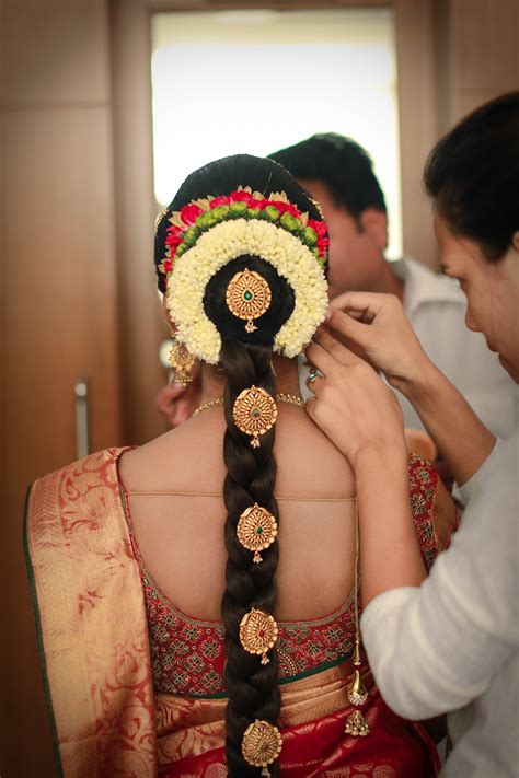 Traditional South Indian Hair Style For Wedding
