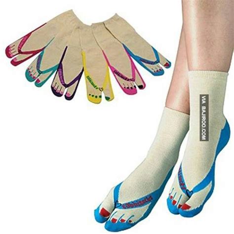 You Can Now Wear Your Flip Flops Year Roundlol Flip Flop Socks Toe