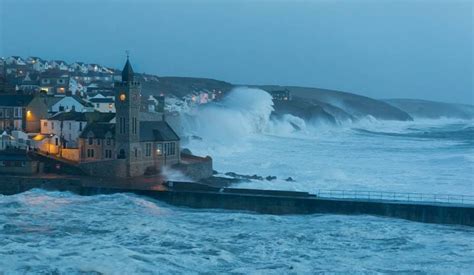Porthleven Cornwall Jan 2014 Winter Storms Porthleven Sea Waves