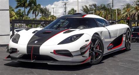 White Red And Carbon Koenigsegg One1 Hits Miami Carscoops