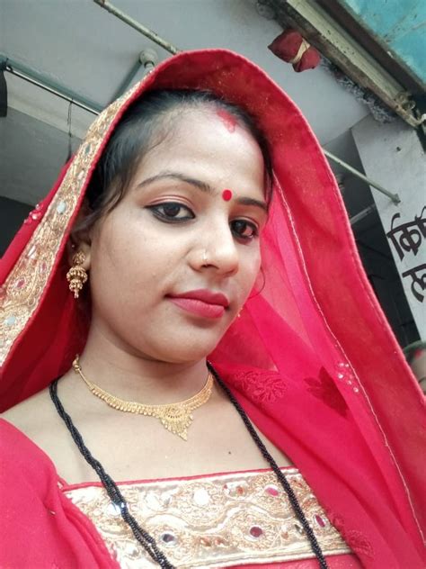 She started her career with television soap operas in the earlier days and ended up in appearing in the films. Pin by Shashi Kant on Renu pagal in 2020 | Most beautiful ...