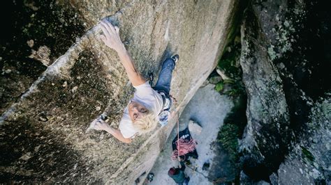 Luca Andreozzi Lost Lines Luca Andreozzi Climbing Spirit Walker At Sasso Remenno In Val Masino