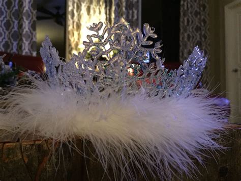 Hot Glue Snowflake Crown For My Daughter Карнавал