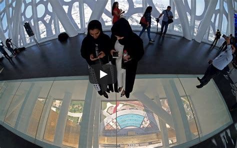 Artistic Architecture Worlds Largest Picture Frame Opens In Dubai