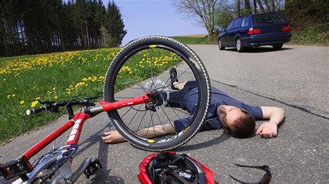 Bicycle Accident Injury Attorney In Pomona California