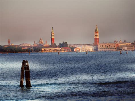 Jetzt wohnung in wien mieten bei immodirekt.at! Mediterraner Traum am Lido di Venezia | MUNICH PROPERTY