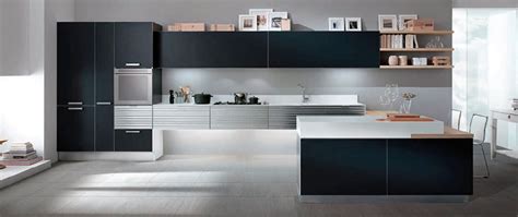 Encontraremos cocinas a dos colores como blanco y negro así como matizados mas. Ideas para decorar una cocina moderna y urbana - Dinova ...