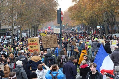 DIRECT. Grève du 17 décembre : suivez en temps réel la manifestation