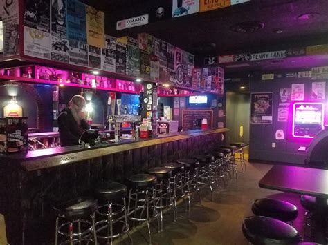 Nightlife Review Look To Lookout Lounge For A Good Night Out Plus
