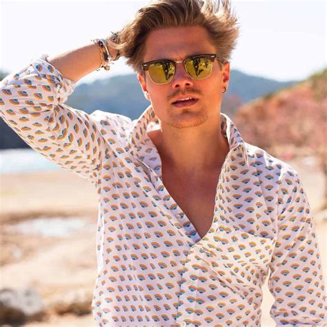 Both signs being great at communications, they will intuitively know what the other. Men Shirts 2021: Stylish Shirts for Men 2021 Trends and ...