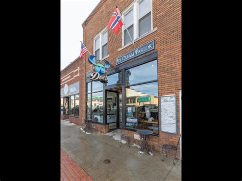 Spring grove is a city in houston county, minnesota, united states. 133 W Main St, Spring Grove, MN, 55974 - Restaurant ...