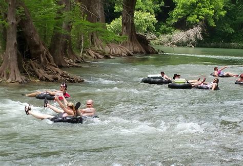 If you are interested in top quality luxury lodging on the shaded banks of the most popular river in texas, you are at the right place. Guadalupe River Whitewater Sports | Toob, Kayak and Raft ...