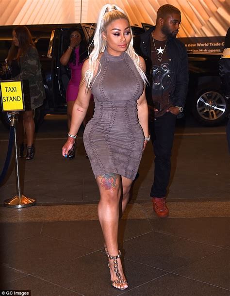 Blac Chyna Pours Curves Into Skintight Mocha Mini In Nyc Daily Mail