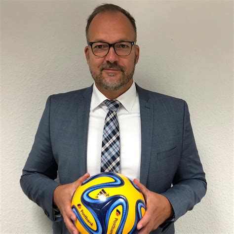 Willkommen auf dem twitterkanal der postbank. Oliver Gellenbeck - Leiter Marktgebiet 4-Wände - Postbank ...