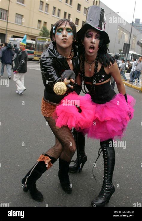 Two Drag Queens Hi Res Stock Photography And Images Alamy