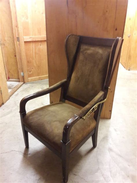 3 seater leather sofa and electric reclining chair for sale. Vintage Morris reclining chair for Sale in Kelso, WA (With ...
