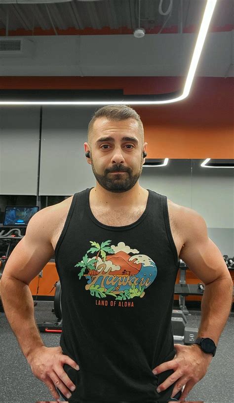 vik on twitter late night gym time man i needed this 🏋️‍♂️ 💪🫡