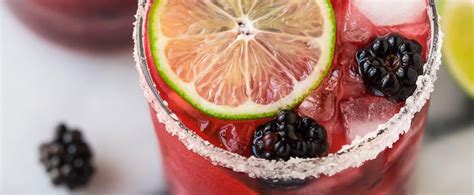 These Refreshing Healthy Cocktails Are Just What You Need To Sweeten