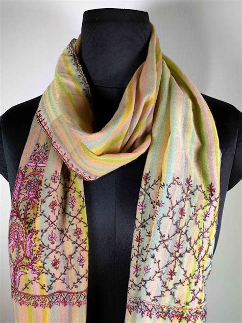 Handmade Scarves And Stoles Hand Embroidered Pure Wool Pashmina Stole