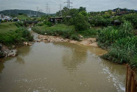 Mesra betul orang sungai petani Banyak kilang selenggara jentera berat di Sungai Gong ...