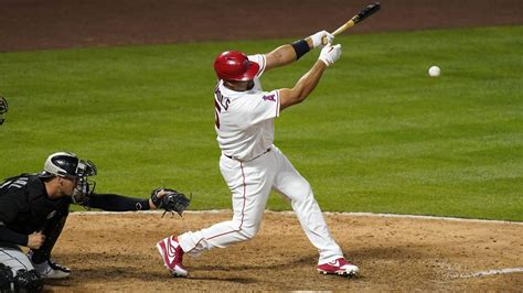 Trout Pujols Lead Angels Late Rally Past White Sox 4 3