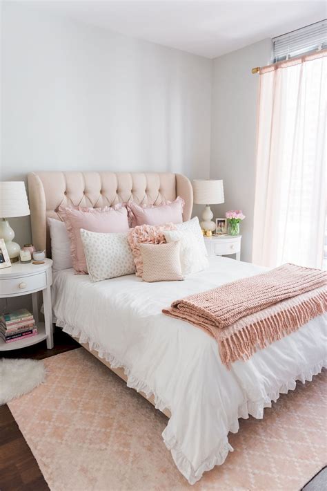 Romantic First Apartment Decorating Ideas For Couple Pink Bedroom