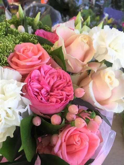 Please select the license type ! Aylesbury florist free same day delivery fresh flower ...