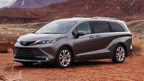 Toyota Sienna News And Reviews
