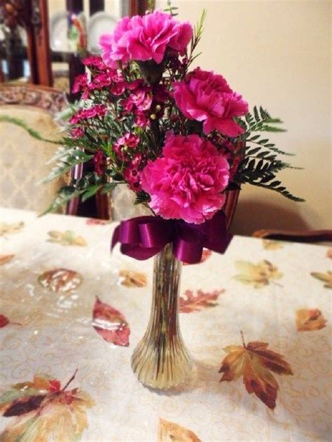 35 Lovely Bud Vase Centerpiece Decor Ideas For Your Dining Table Bud