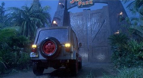 24 Dennis Nedry Jurassic Park Jeep 12