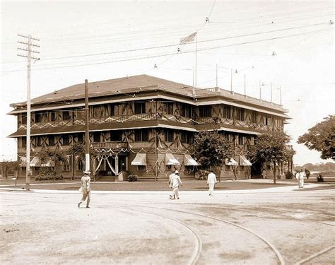 The Manila City Hall Transferring From The Ayuntamiento This Building