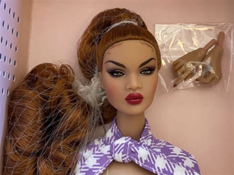Fashion Royalty Integrity Toys NUDE Fit To Print Nadja 12 Doll W Club