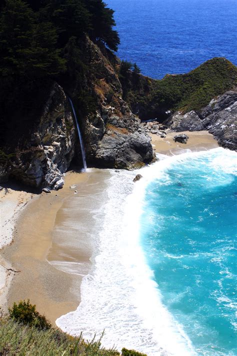 McWay Waterfall Trail: Julia Pfeiffer Burns State Park ...