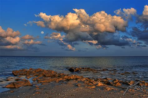 Moonrise At Ocean Reef Park Beach Hdr Photography By Captain Kimo