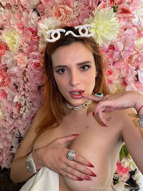 Bella Thorne Posted Some New Topless Photos Pics
