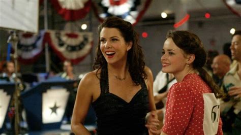 The 10 Best Gilmore Girls Episodes To Watch In The Fall Shuffle Online