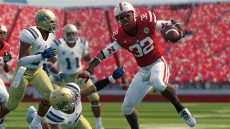 Get the latest ncaa football news, rumors, video highlights, scores, schedules, standings, photos, player information and more from sporting news. Review: NCAA Football '14 improves, but series feels stale ...