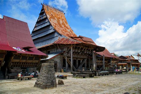 Berkunjung Ke Bawomataluo Desa Adat Kaya Budaya Di Nias