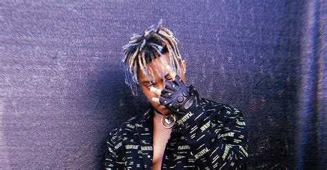 Juice Wrld Smoking Purple Wallpaper