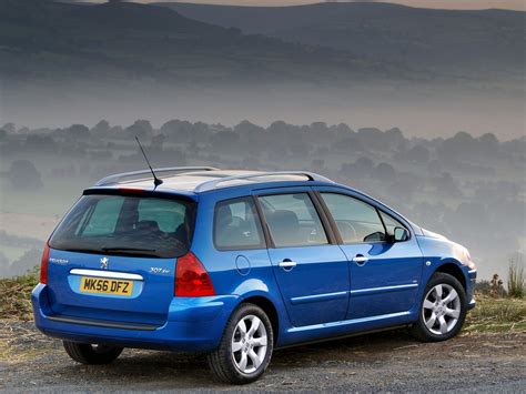93 résultats de recherche : PEUGEOT 307 Break specs & photos - 2005, 2006, 2007, 2008 ...