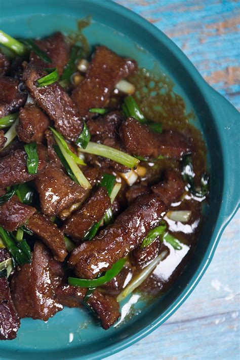 Mongolian beef recipe 蒙古牛肉 with video demonstration. Mongolian Beef - recipes | the recipes home