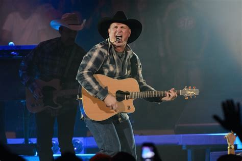 Garth Brooks Adds 2024 Dates To Las Vegas Residency