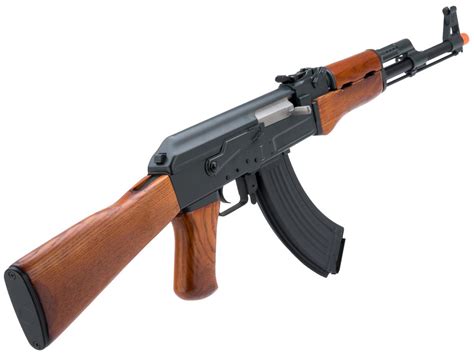 Police Officer Arrested For Selling Stolen Five Ak 47 Rifles The