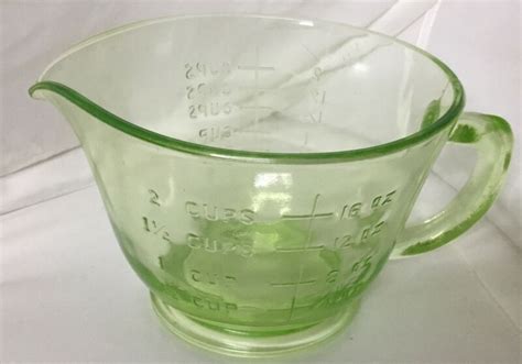 Vintage Green Depression Glass 2 Cup 16 Oz Footed Measuring Cup