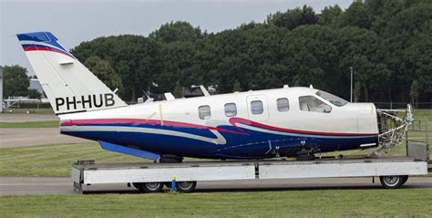 Crash Of A Socata Tbm 700 In Budel Bureau Of Aircraft Accidents Archives