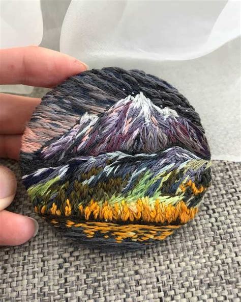 I Stumbled Across This Great Thread Art Work Imgur Pretty Embroidery